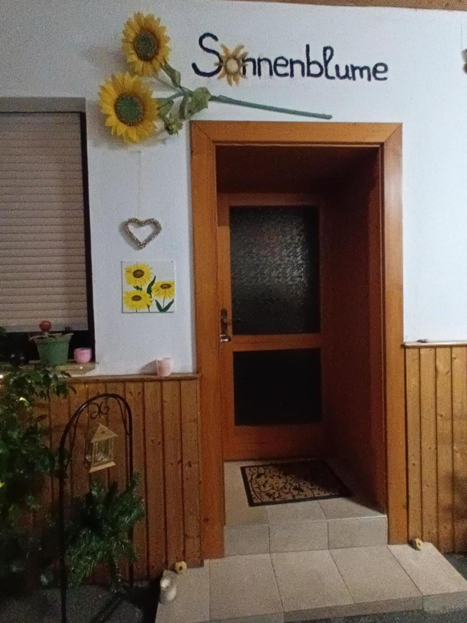 Sonnenblume Apartment *